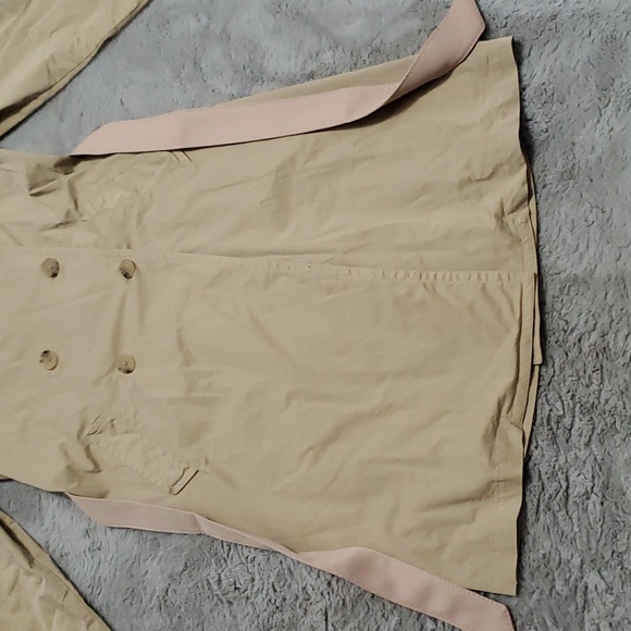 Tribeca Design Studio lightweight trench coat - Picture 4 of 14